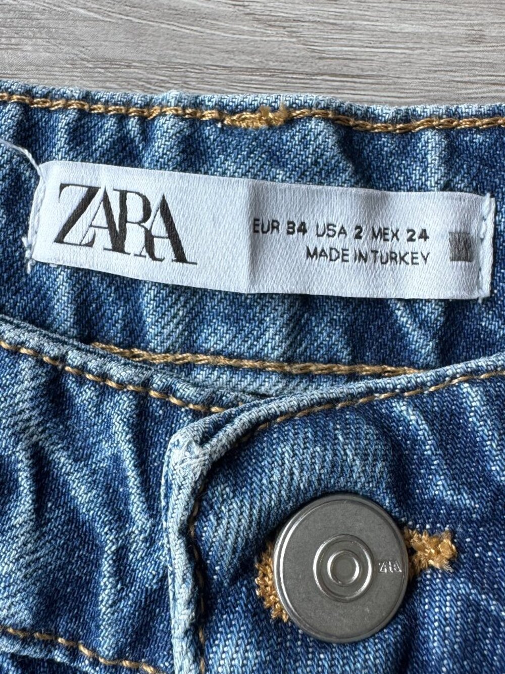 Zara TRF Wide Leg Mid-High Rise Jeans Size 2 Medium Blue Wash Baggy Denim - Picture 12 of 16